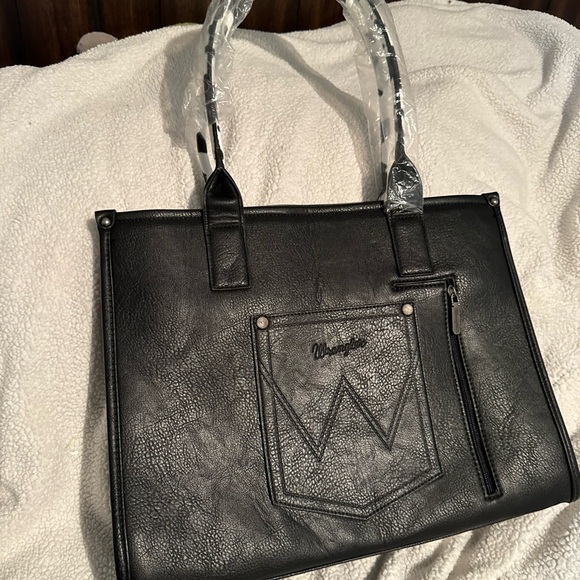 Wrangler Black Tote with White Cowhide Accent - Picture 3 of 4